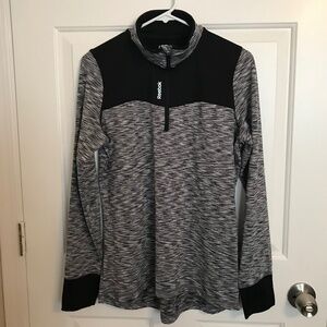 Reebok 1/4 Zip Pull-Over Long Sleeve Thumb Hole Knit Top Size L Black White